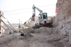 1. Excavación mecánica